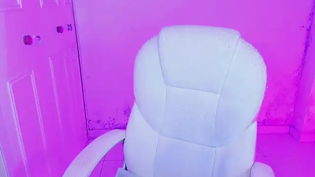 Snapshot of danielahot66 chatting on March 11, 2025, 11:01 am danielahot66 online show from March 11, 2025, 11:01 am