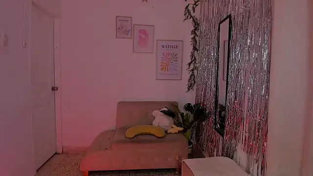 hornyprincess   online show from October 4, 2025, 6:09 pm