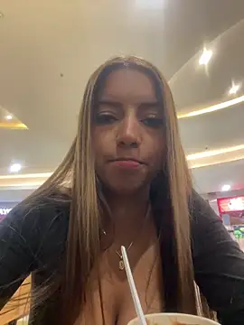 Snapshot of belaa_1 chatting on October 18, 2025, 9:28 pm belaa 1 online show from October 18, 2025, 9:28 pm