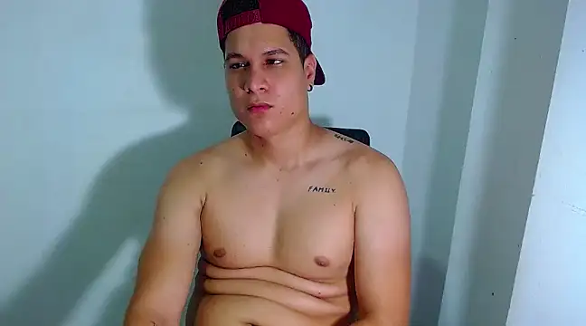 PhoenixGnz online show from March 15, 2025, 11:40 am