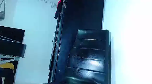 PhoenixGnz online show from March 6, 2025, 2:29 pm