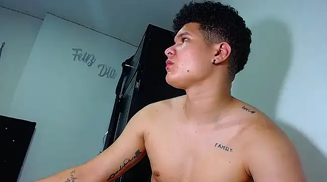 PhoenixGnz online show from March 8, 2025, 10:00 am