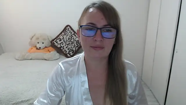 Snapshot of MargotLot chatting on July 14, 2026, 11:49 am MargotLot online show from July 14, 2026, 11:49 am
