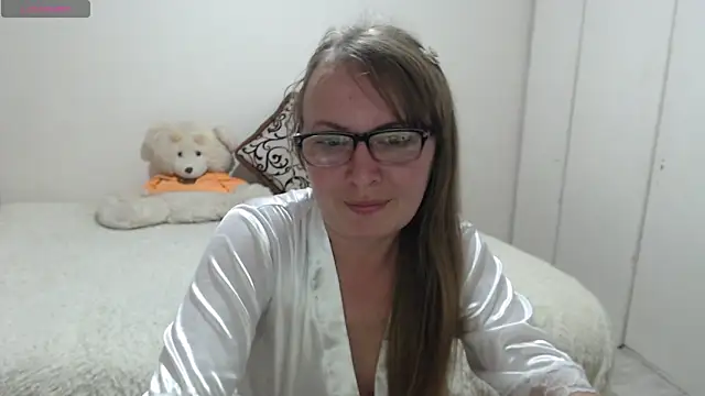 MargotLot online show from April 22, 2026, 2:02 pm