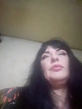 Flo Sandra online show from April 21, 2026, 7:04 am