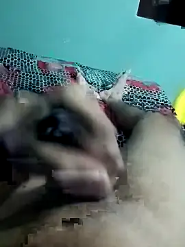 Snapshot of hOrnybOy_369 chatting on December 1, 2025, 6:53 pm hOrnybOy 369 online show from December 1, 2025, 6:53 pm