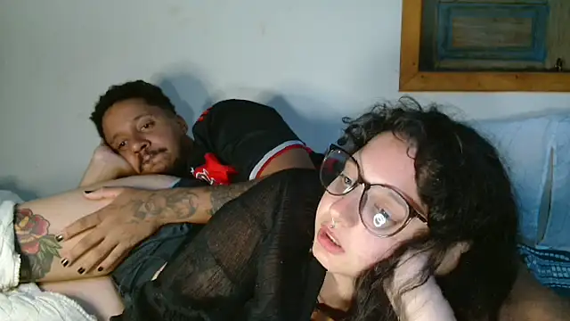 Snapshot of myamillor chatting on November 11, 2025, 11:20 pm myamillor online show from November 11, 2025, 11:20 pm