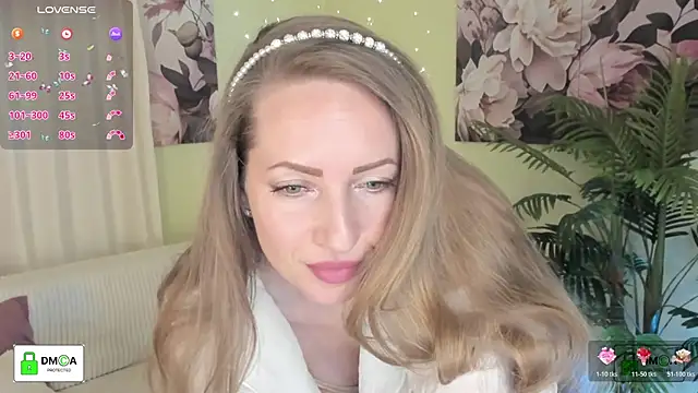 Queenymel online show from March 29, 2026, 4:52 pm