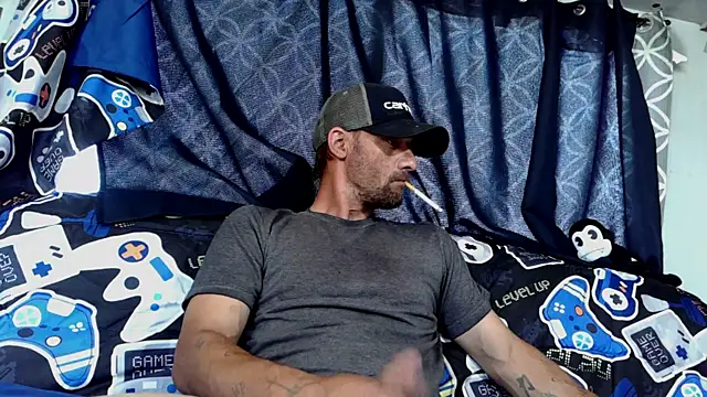 goodick4u28 online show from April 19, 2026, 4:41 pm