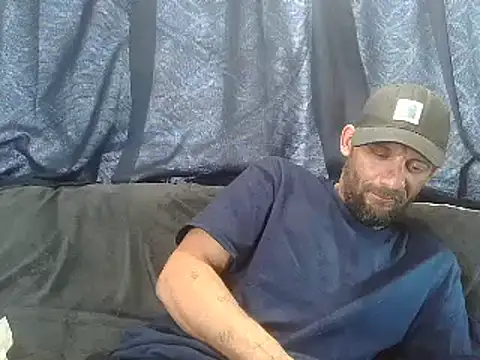 goodick4u28 online show from March 19, 2026, 3:56 pm