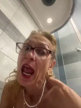 adella13 online show from January 21, 2025, 9:24 am