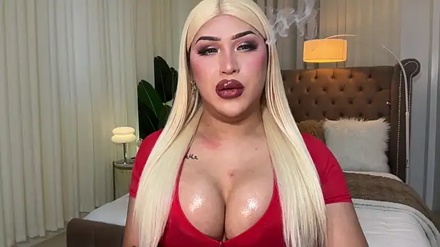 Snapshot of Your_Majesty_Tyra chatting on March 16, 2025, 4:09 am Your Majesty Tyra online show from March 16, 2025, 4:09 am