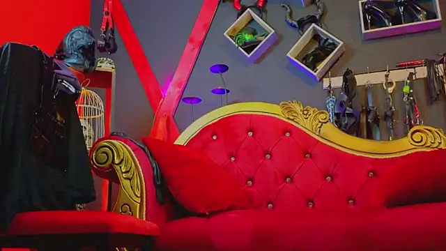 PerlaDivaio online show from September 17, 2025, 1:57 pm