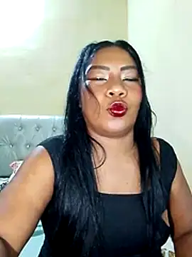 rosmery-navarro online show from November 3, 2025, 4:39 am