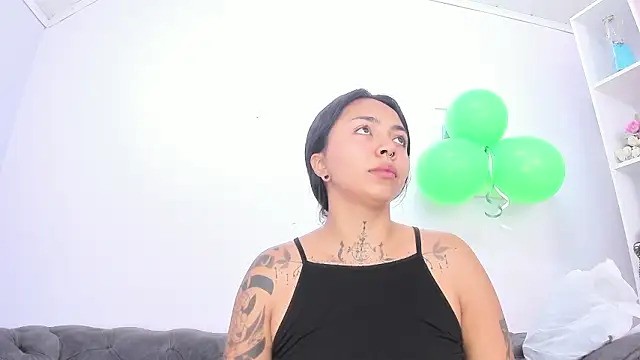 miss soffi  online show from March 26, 2026, 12:25 pm