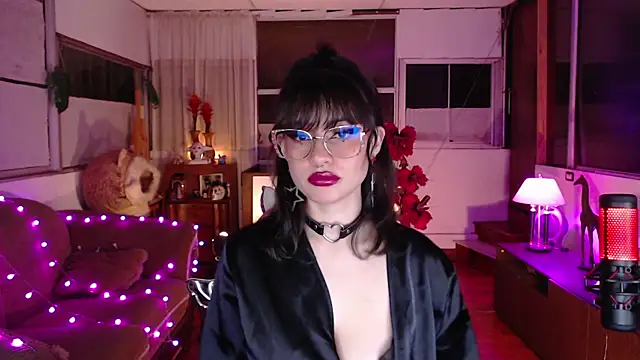 Aquamarinebubble online show from November 14, 2025, 2:15 am