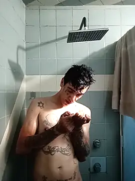 DADDYGNAGSTA online show from April 26, 2026, 2:03 pm