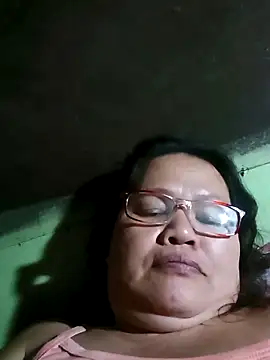 Chubbysweetmom online show from February 28, 2025, 11:58 am