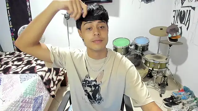 Zack falcon online show from October 17, 2025, 3:43 am