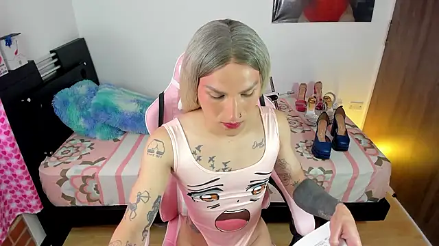 Snapshot of queenramoona-hot chatting on January 8, 2026, 7:53 pm queenramoona-hot online show from January 8, 2026, 7:53 pm