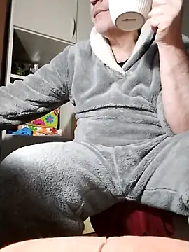 Setesesso7 online show from February 11, 2026, 7:47 pm