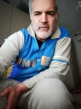 Setesesso7 online show from December 3, 2025, 4:02 am