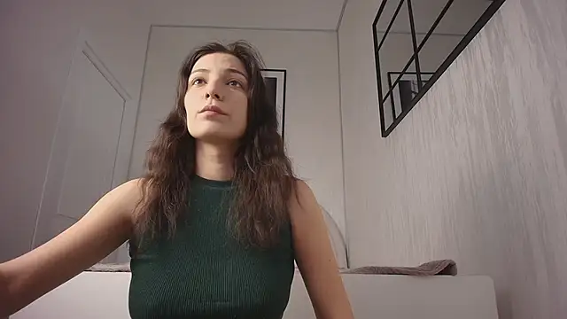 Anna Lewis online show from April 1, 2026, 6:37 am