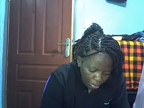 Snapshot of Ebonyceline chatting on May 23, 2026, 5:39 am Ebonyceline online show from May 23, 2026, 5:39 am