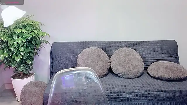 Mya Lee online show from March 5, 2026, 7:21 pm