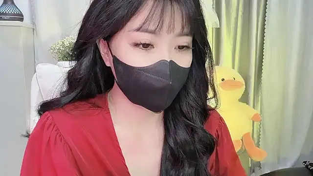 Mya Lee online show from February 10, 2025, 4:25 pm