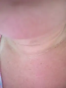 Snapshot of CASADASIGILO2 chatting on October 20, 2025, 5:20 am CASADASIGILO2 online show from October 20, 2025, 5:20 am