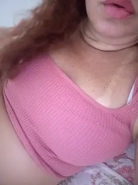 CASADASIGILO2 online show from November 4, 2025, 1:04 pm