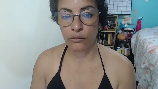 kateleyagrey online show from December 3, 2025, 7:24 pm