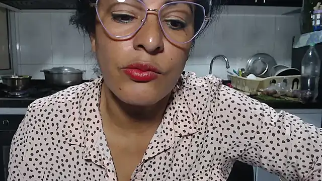 kateleyagrey online show from February 5, 2026, 7:10 pm