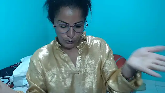 kateleyagrey online show from February 13, 2026, 8:09 pm