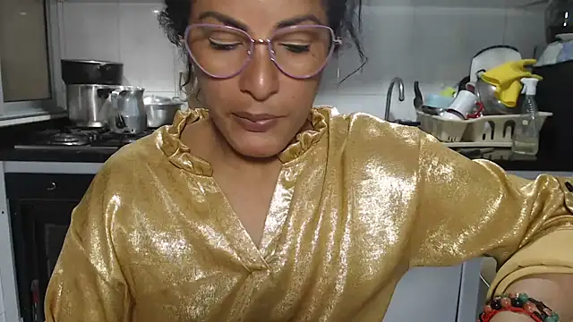 kateleyagrey online show from January 14, 2026, 8:01 pm