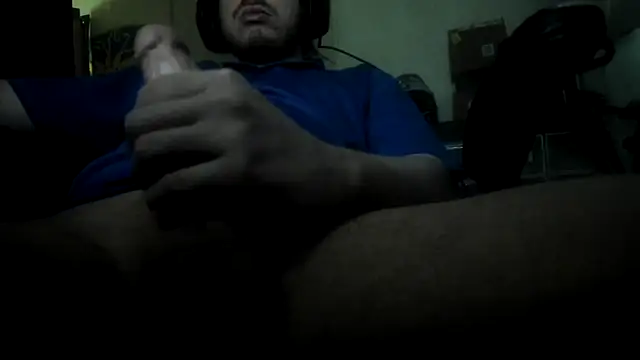 Snapshot of whitestroker chatting on July 28, 2026, 4:39 pm whitestroker online show from July 28, 2026, 4:39 pm