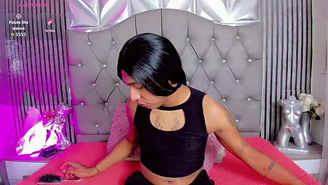Lucia-sex online show from May 31, 2026, 5:40 pm