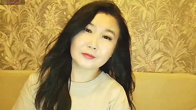 Snapshot of Bet_Lu chatting on July 15, 2026, 3:19 pm Bet Lu online show from July 15, 2026, 3:19 pm