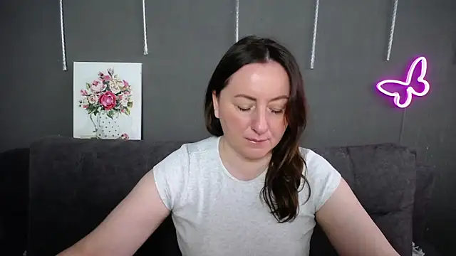 Abby Taylorr online show from April 19, 2026, 6:25 am