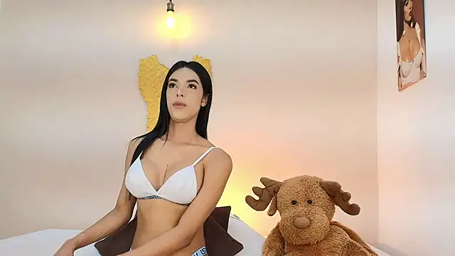 Snapshot of salome_Collins_1 chatting on November 23, 2025, 8:08 pm salome Collins 1 online show from November 23, 2025, 8:08 pm