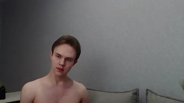 Snapshot of MartinMendez chatting on March 8, 2025, 3:24 pm MartinMendez online show from March 8, 2025, 3:24 pm