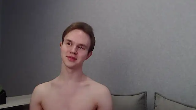 Snapshot of MartinMendez chatting on March 8, 2025, 9:06 am MartinMendez online show from March 8, 2025, 9:06 am