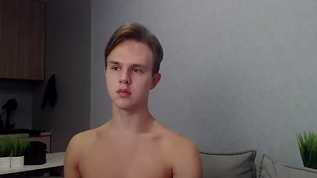 Snapshot of MartinMendez chatting on October 9, 2025, 8:59 am MartinMendez online show from October 9, 2025, 8:59 am