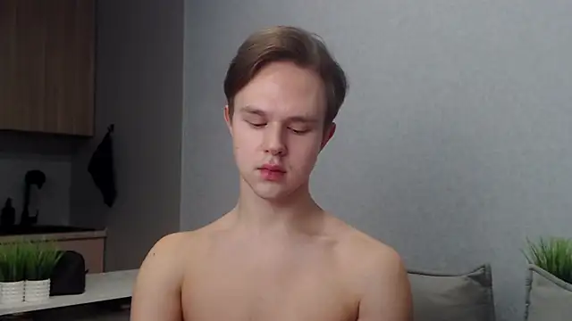 MartinMendez online show from December 19, 2025, 9:22 am