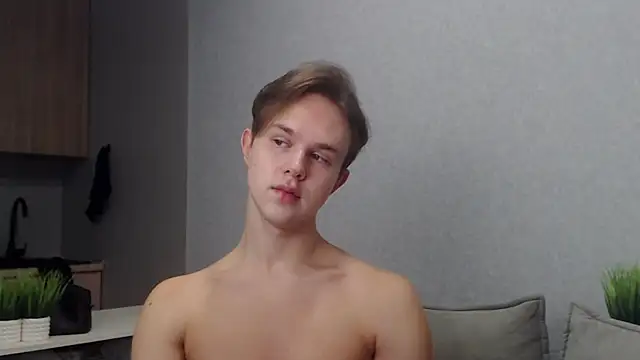 MartinMendez online show from November 9, 2025, 8:29 am