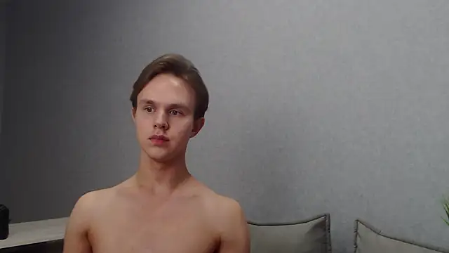 Snapshot of MartinMendez chatting on March 22, 2025, 3:42 pm MartinMendez online show from March 22, 2025, 3:42 pm