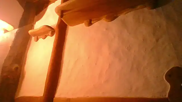 fulloferotic online show from March 28, 2026, 1:06 am