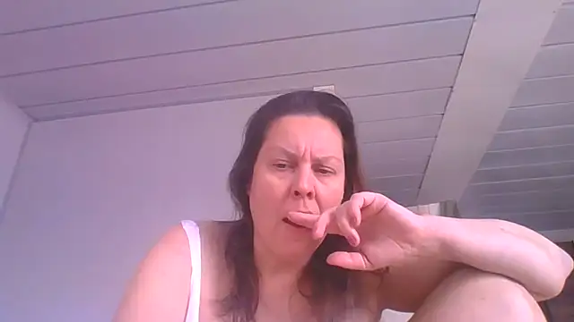 fulloferotic online show from April 13, 2026, 11:58 am