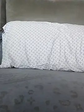 LoGaNfree88 online show from January 7, 2026, 10:26 pm